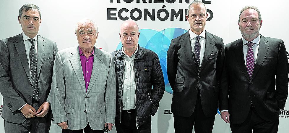 Asier Gerediaga, Txema Vázquez Eguskiza, Raúl Arza, Iñaki Gondra y Jesús Esmoris.