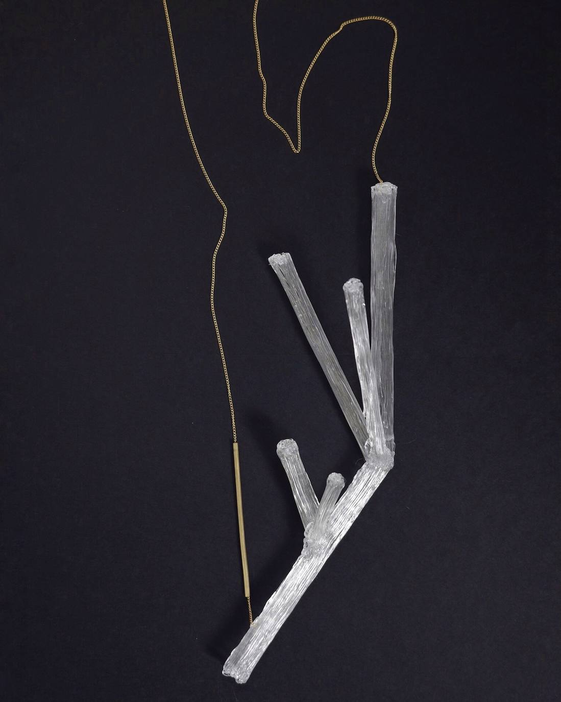 Las joyas alucinantes que crea Sara en su taller de Plentzia (y fascinan en Nueva York)