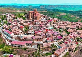 Ujué es uno de esos pueblos de postal, y de hecho es uno de los más bonitos de España.