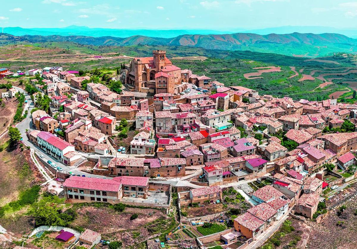 Ujué es uno de esos pueblos de postal, y de hecho es uno de los más bonitos de España.