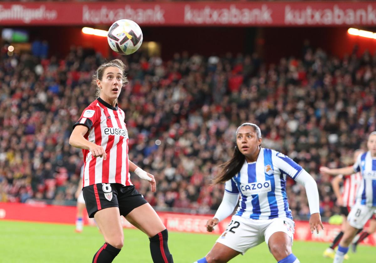 Marta Unzúe, de baja por una lesión grave, prolonga un año su contrato con el Athletic