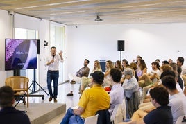 Una imagen del primer encuentro de jóvenes talentos que se celebró en la sede de San Sebastián.