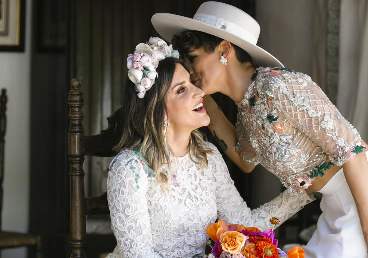 La boda mexicana de Carla y Ana, que encontraron sus looks soñados en Bilbao