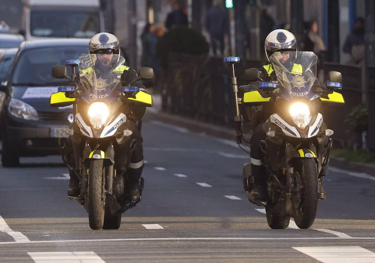 Alerta por la presencia de un hombre «con dos cuchillos» en la calle Rioja de Vitoria