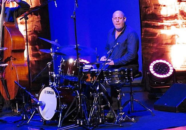 Jeff Ballard, otro nombre destacable en el jazz, tocando en 'Zhivago'.