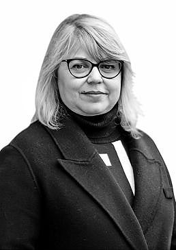 Imagen - Txani Rodríguez. (Llodio, 1977). Es escritora, periodista y profesora de literatura creativa. Con 'Los últimos románticos', que está siendo adaptada al cine y se ha traducido a varios idiomas, ganó el Premio Euskadi de Literatura en castellano. Este año ha publicado 'La seca'.