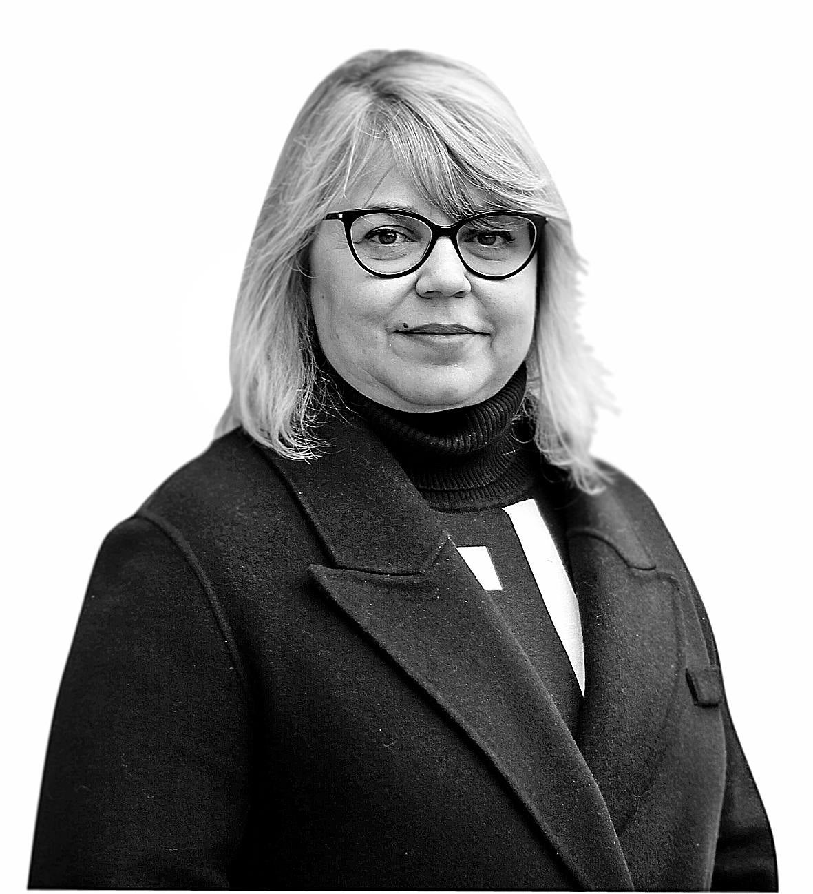 Imagen - Txani Rodríguez. (Llodio, 1977). Es escritora, periodista y profesora de literatura creativa. Con 'Los últimos románticos', que está siendo adaptada al cine y se ha traducido a varios idiomas, ganó el Premio Euskadi de Literatura en castellano. Este año ha publicado 'La seca'.