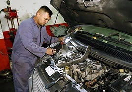 Un trabajador ajeno a la información.