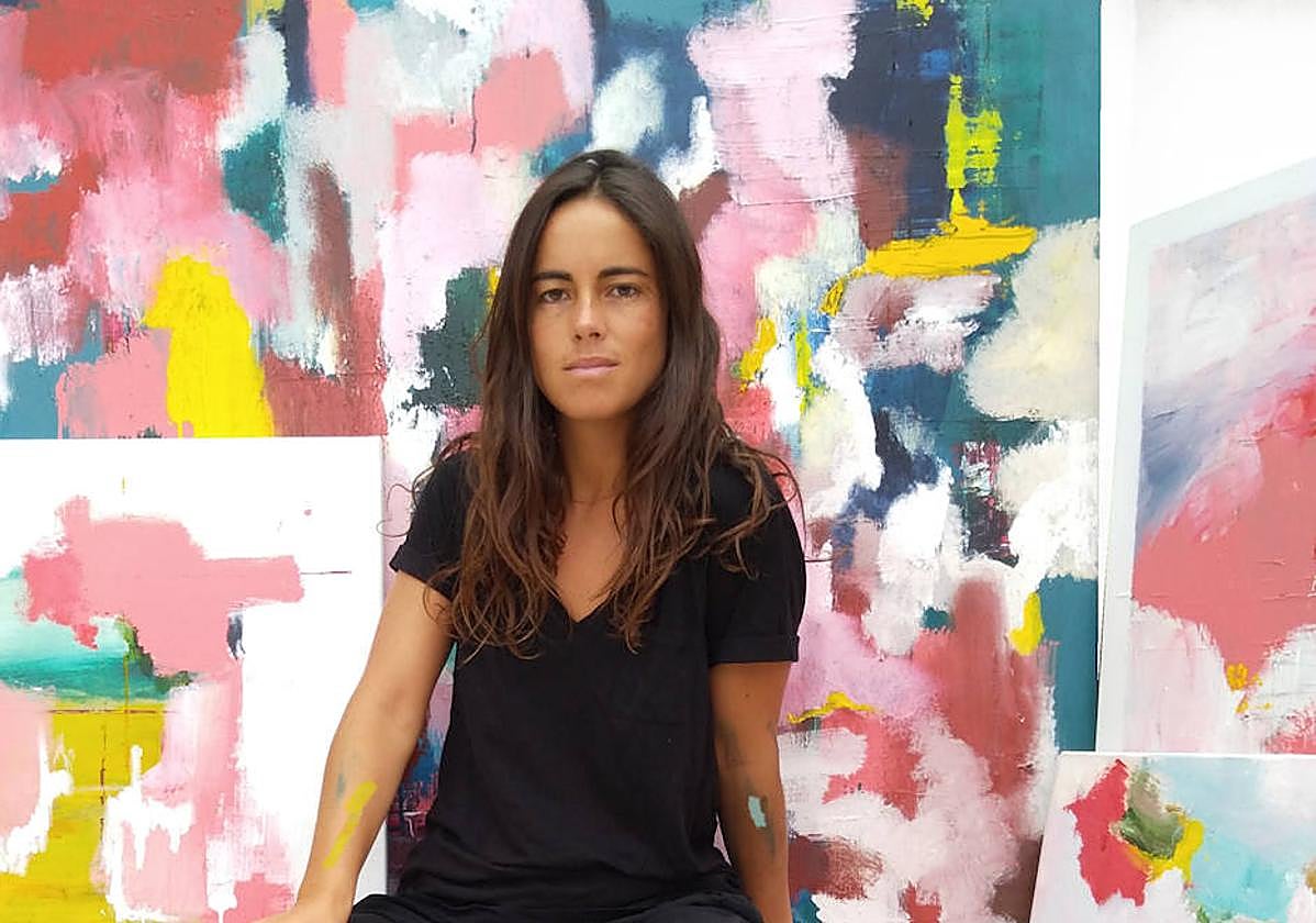 Elisa, la interiorista que llena las casas en Bizkaia de sus propias obras de arte