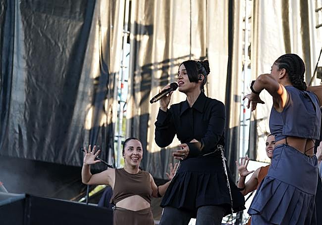 María Arnal ofreció una propuesta rompedora.