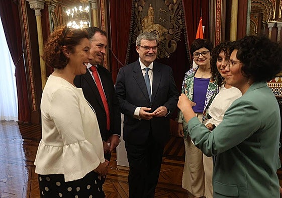 El pacto ha contado con el apoyo de todos los partidos políticos salvo el PP