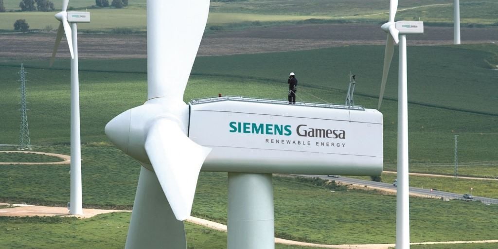 Imagen de un aerogenerador terrestre de Siemens Gamesa.