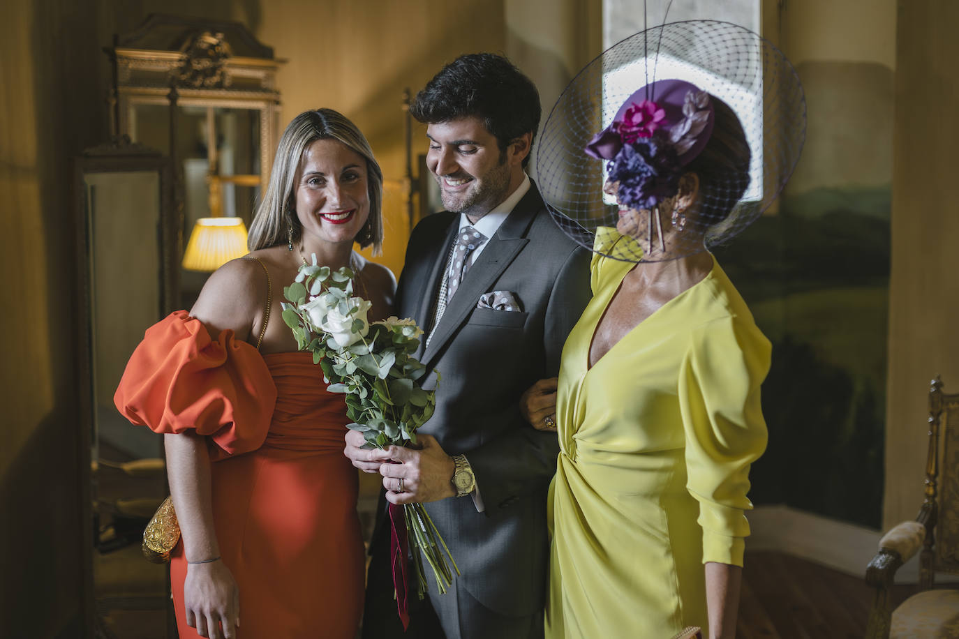 La boda de cuento de Iñigo e Ioritz en el Castillo de Arteaga con look inspirado en la MET Gala