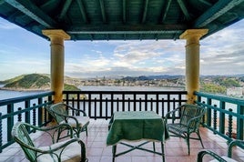 Sacan a la venta una villa con vistas a la costa vasca por seis millones de euros