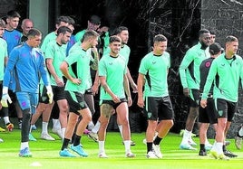 Piña. Después del jueves pasado, Lezama volvió a abrir ayer sus puertas para que los aficionados disfrutaran del entrenamiento y vieran de cerca a sus ídolos.