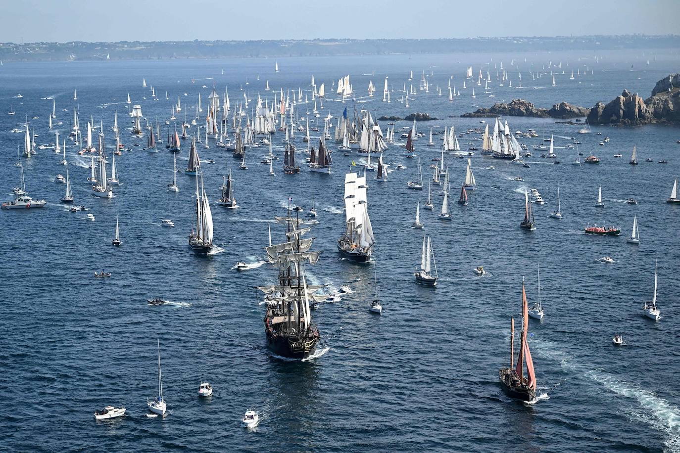 El Festival Marítimo de Brest vuelve a impresionar con sus barcos de época