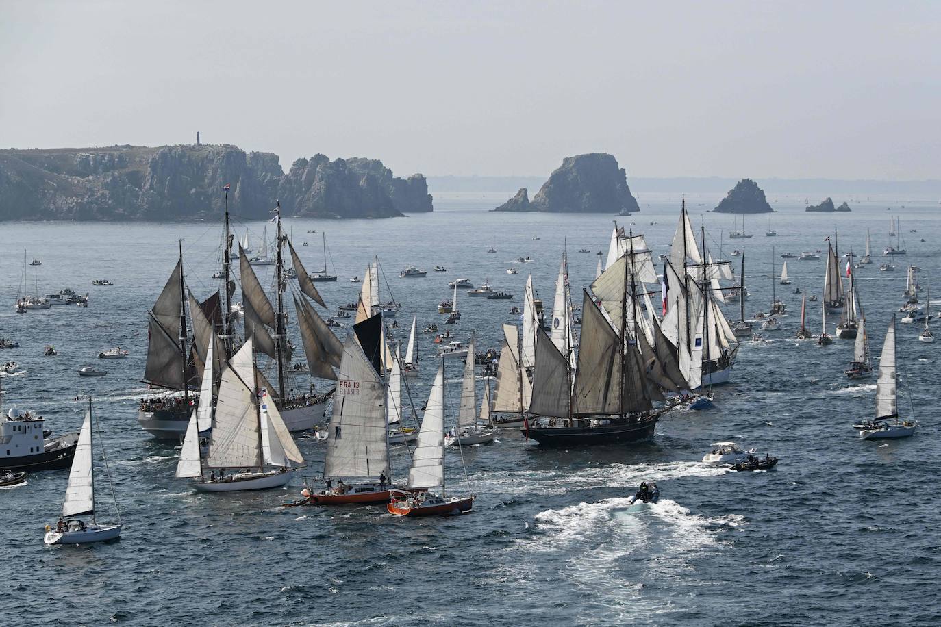 El Festival Marítimo de Brest vuelve a impresionar con sus barcos de época