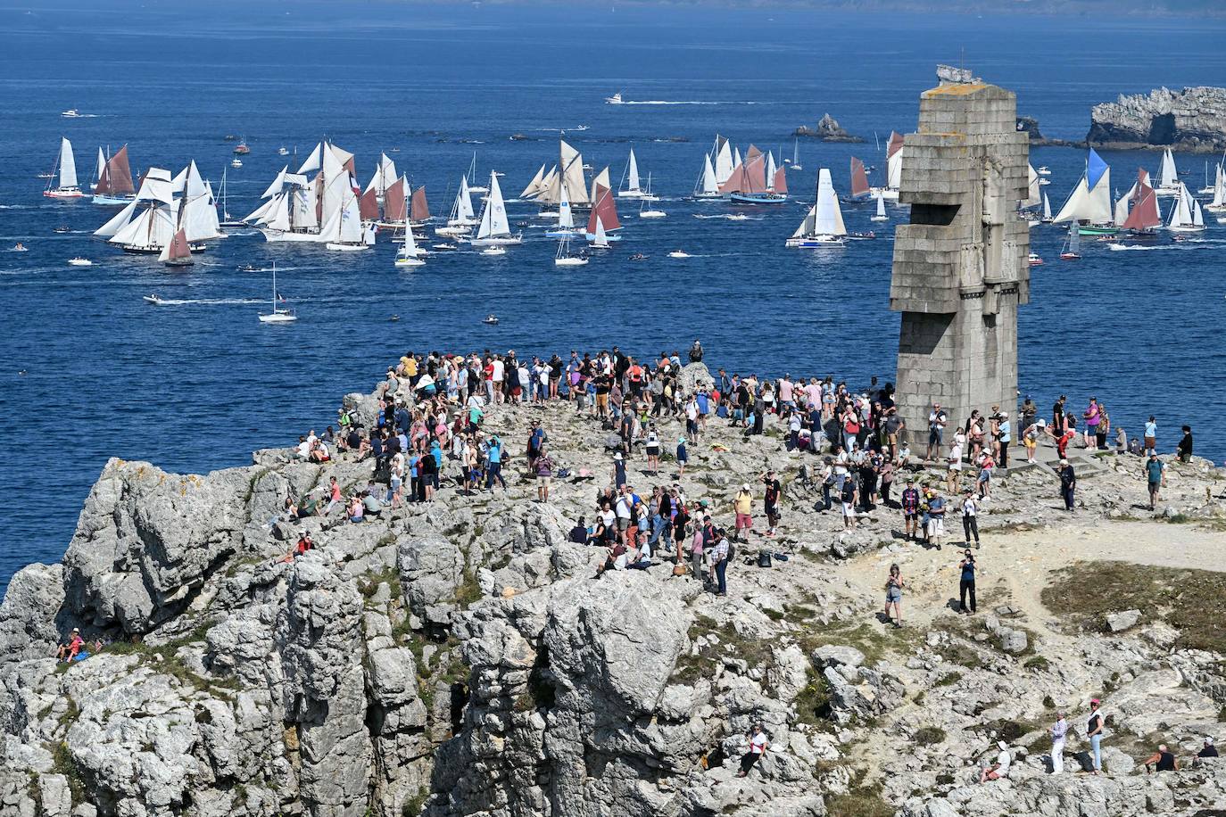 El Festival Marítimo de Brest vuelve a impresionar con sus barcos de época