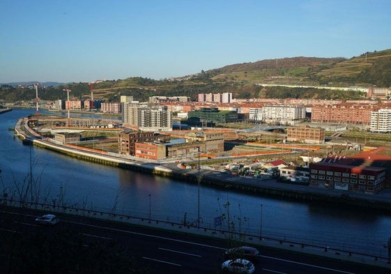 Obras en la punta norte de Zorrozaurre.