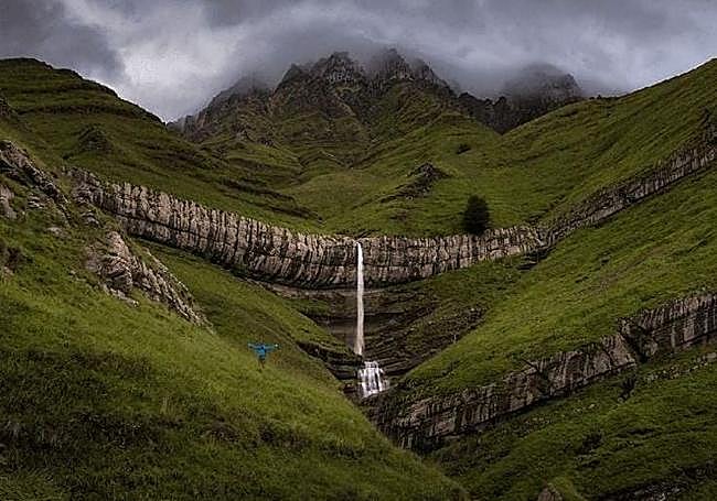 Churrón de Agualto en valles pasiegos.