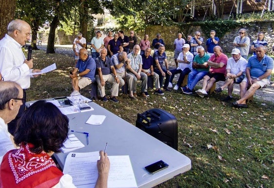 La entidad, que ha cumplido 425 años de trayectoria, cuenta con 425 cofrades y 29 son mujeres.