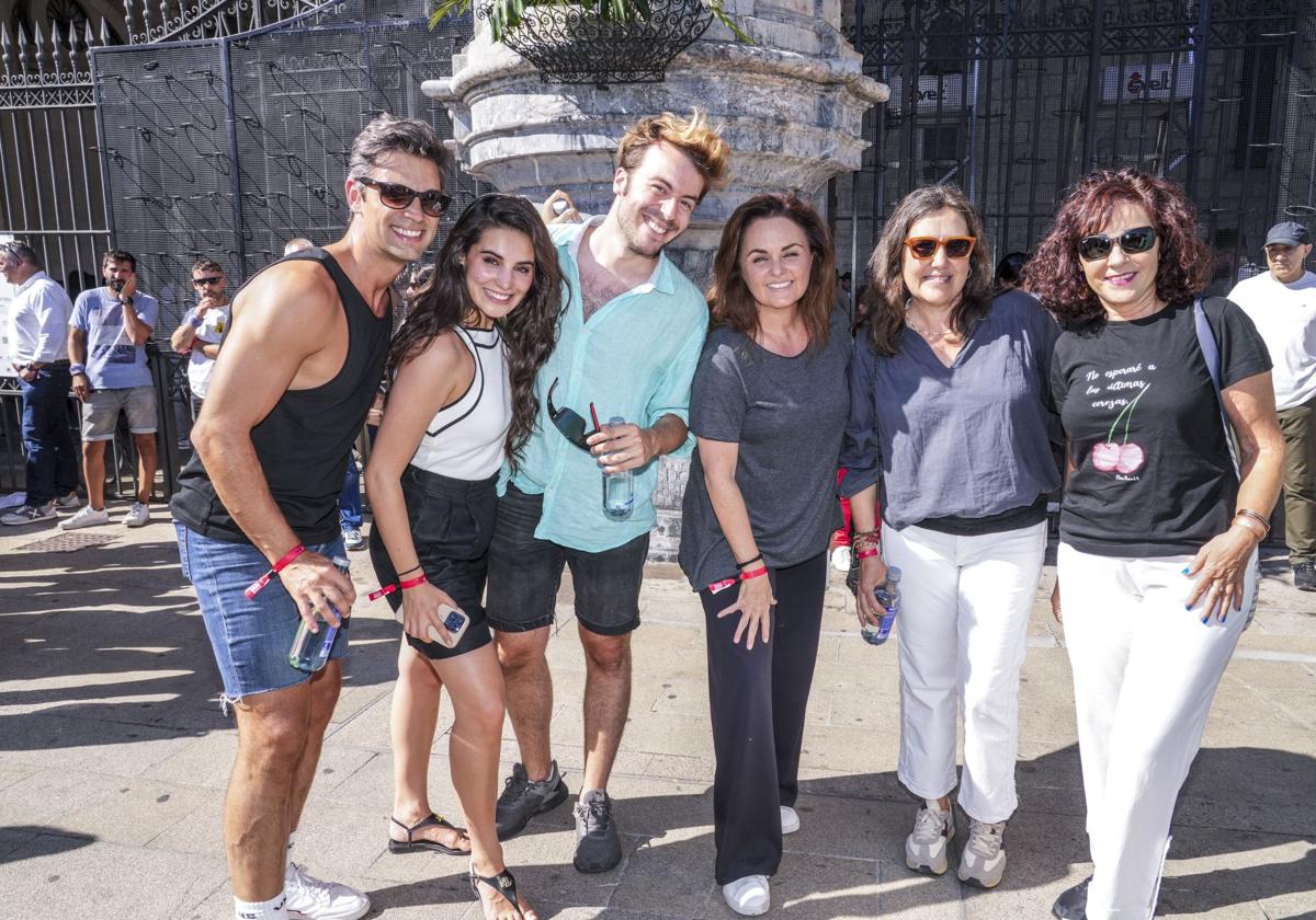 Christian Escuredo, Carmen Raigón, Dídac Flores, Carmen Romero, Marta Monfort y Elisa Rueda.