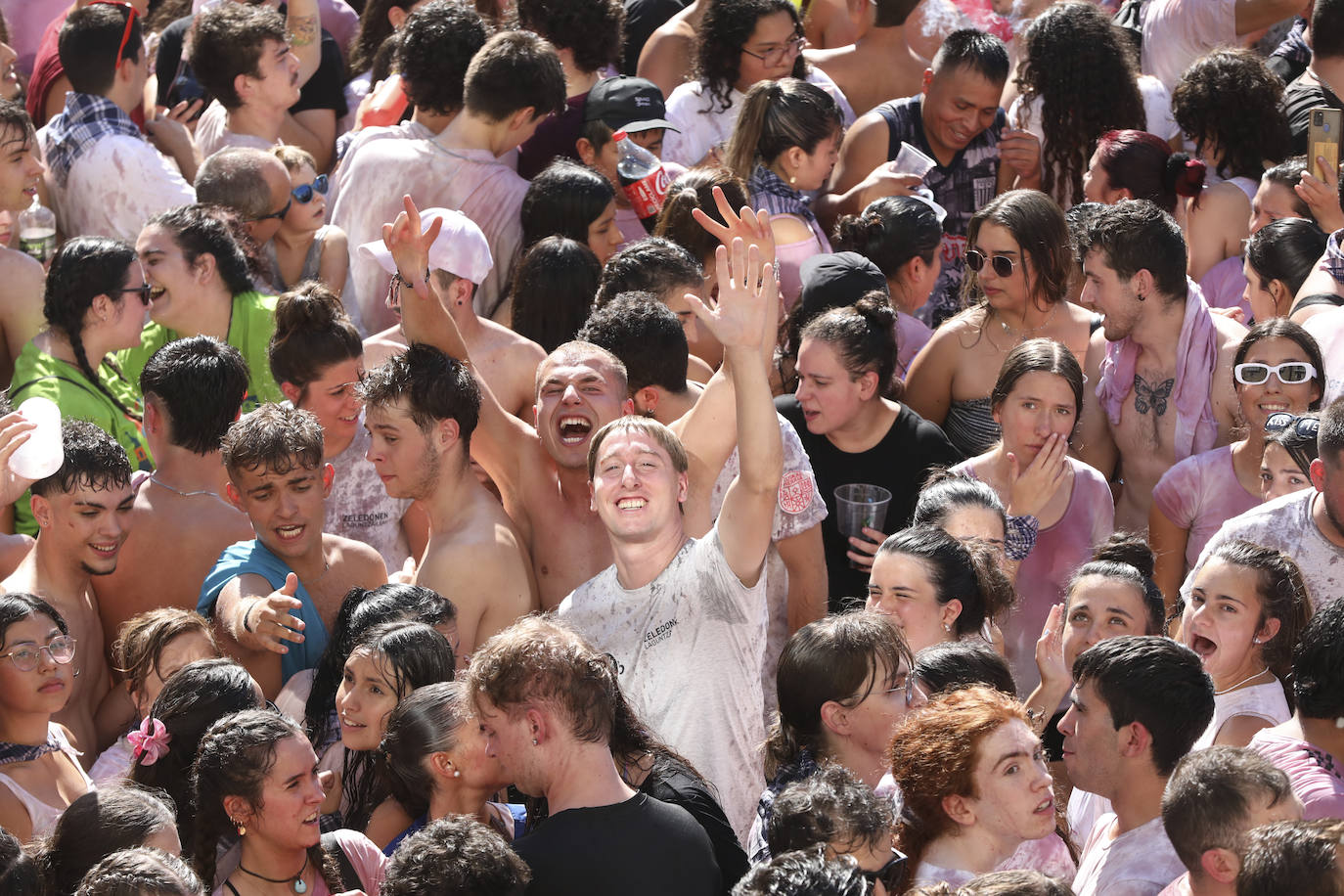 Búscate en la Bajada de Celedón