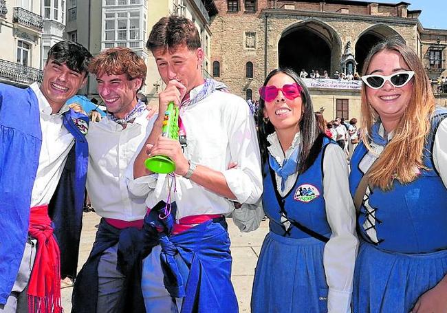 Markel Nájera, Markel Martínez, Jon Berastegi, Soraya Lareina y Anita Etxeberria.