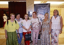 Paz Tamayo, Mila Tovar, Carmen Gómez, Conchi Agúera, Victoria Ponte y Pilar Muñoz.