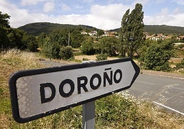 El ertzaina denunció que los tres ladrones entraron en su casa familiar de Doroño, en el Condado de Treviño.