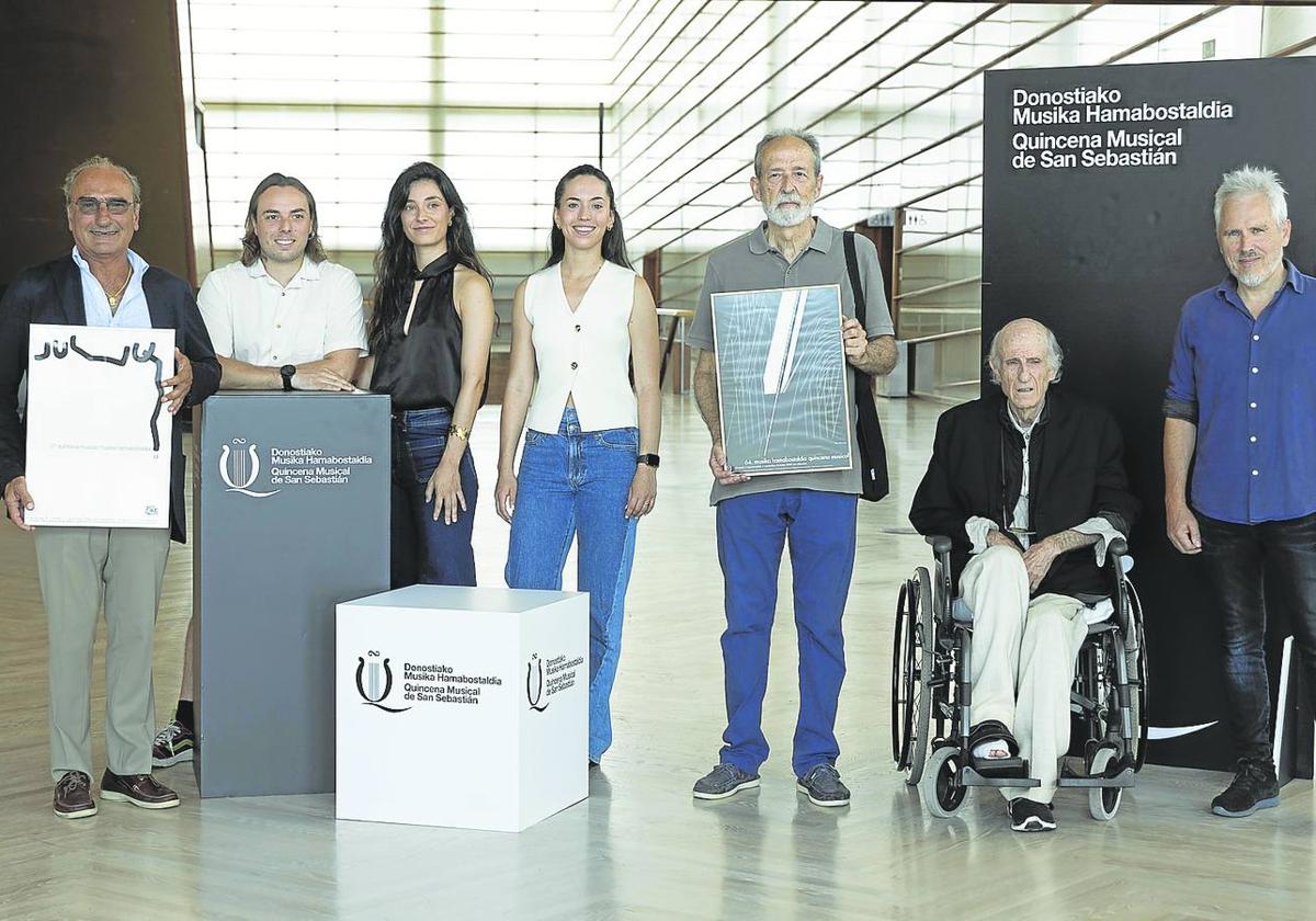 Luis Chillida, los bailarines Iker Sanz, Maddi Gaztelumendi y Marina Eskisabel, Mikel Basterretxea, Jose Ángel Irigarai y Pello Ramírez.