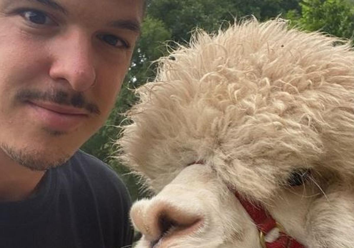 La divertida broma de Ander Capa con una llama