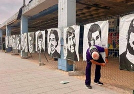 Imagen de carteles de presos de ETA en las fiestas de Plentzia.