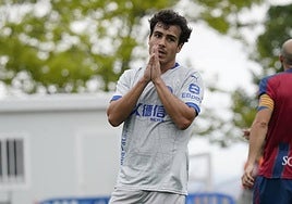 Manu Sánchez, un carrilero moderno con clara vocación ofensiva