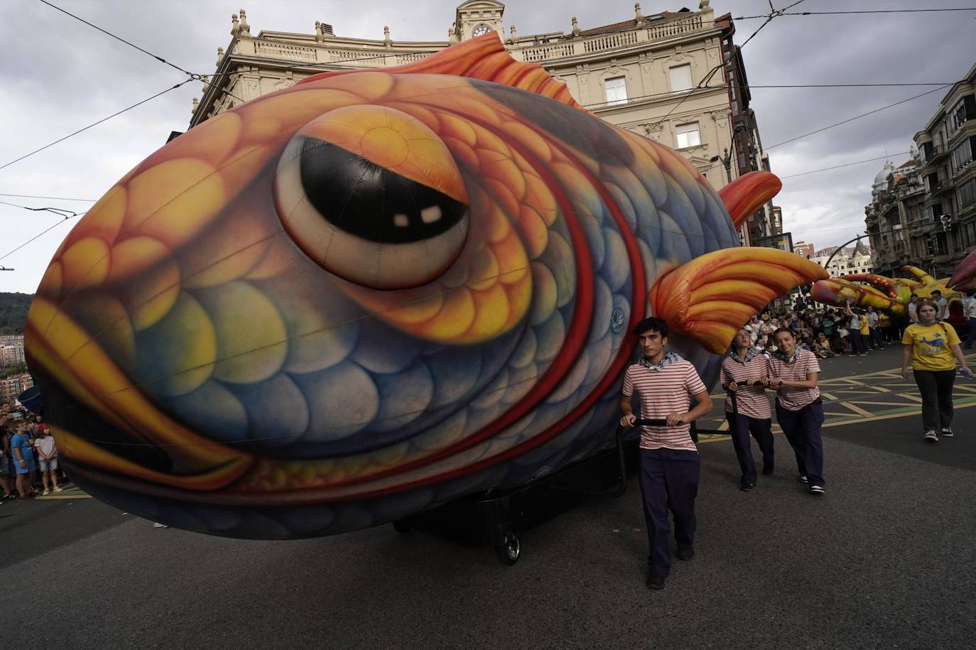 Desfile de la Ballena Aste Nagusia 2024 en Bilbao.