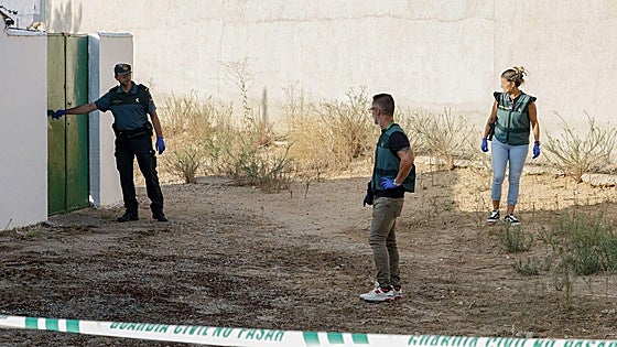 El enigma de los cuchillos hallados a 30 metros de la casa del asesino de Mocejón
