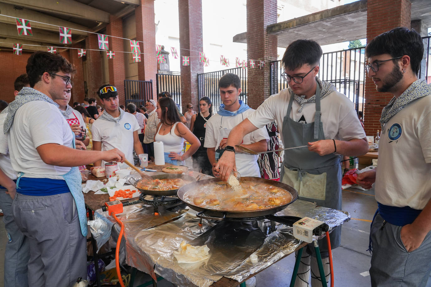 Las mejores imágenes de las paellas de Llodio