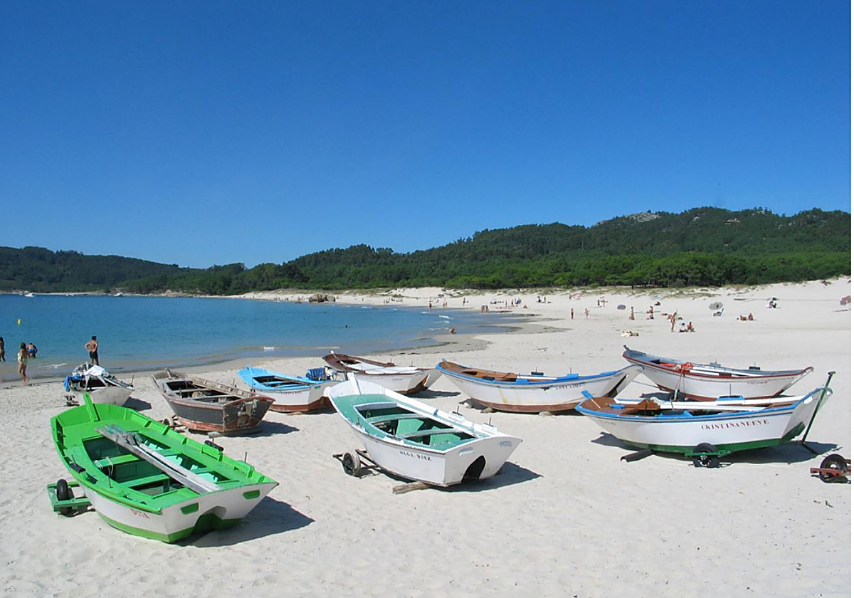 La playa La Negra es unos de los atractivos de Cangas de Morrazo.