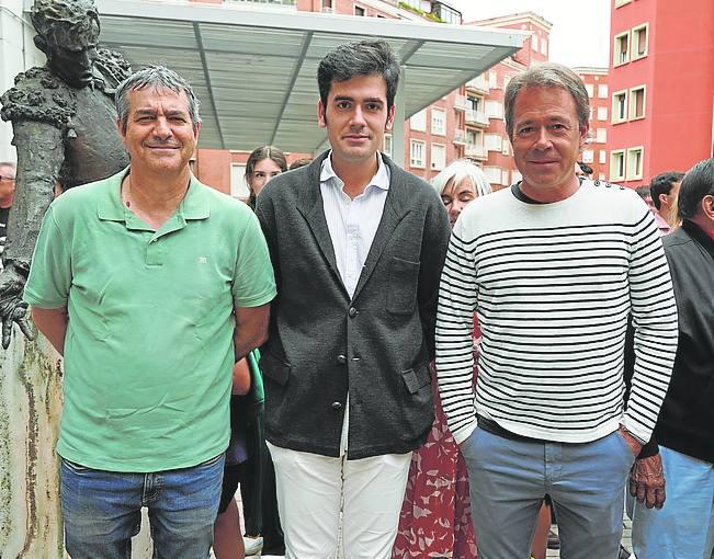 Mikel Urrutia, Sergio Gómez y Guillermo Miranda.