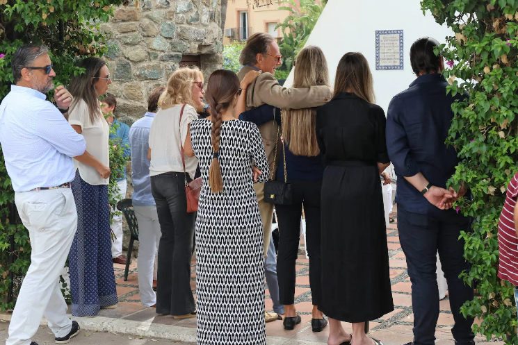 Familiares y amigos despiden a Caritina Goyanes en Marbella