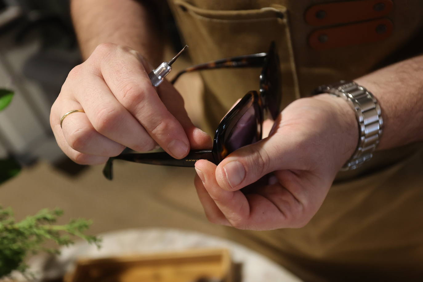 Boutique parece, óptica es: el matrimonio que ha abierto una tienda de gafas de diseño en Bilbao