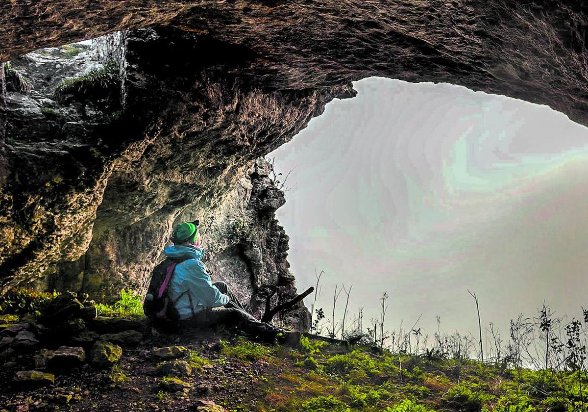 La Cueva Llana permite gozar de esa experiencia única que es asomarse desde donde no se puede ir más lejos si no es con la vista.