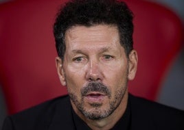 Diego Pablo Simeone en San Mamés.