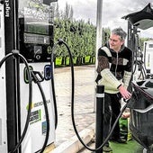 La instalación de puntos de recarga públicos para eléctricos apenas avanza en Euskadi