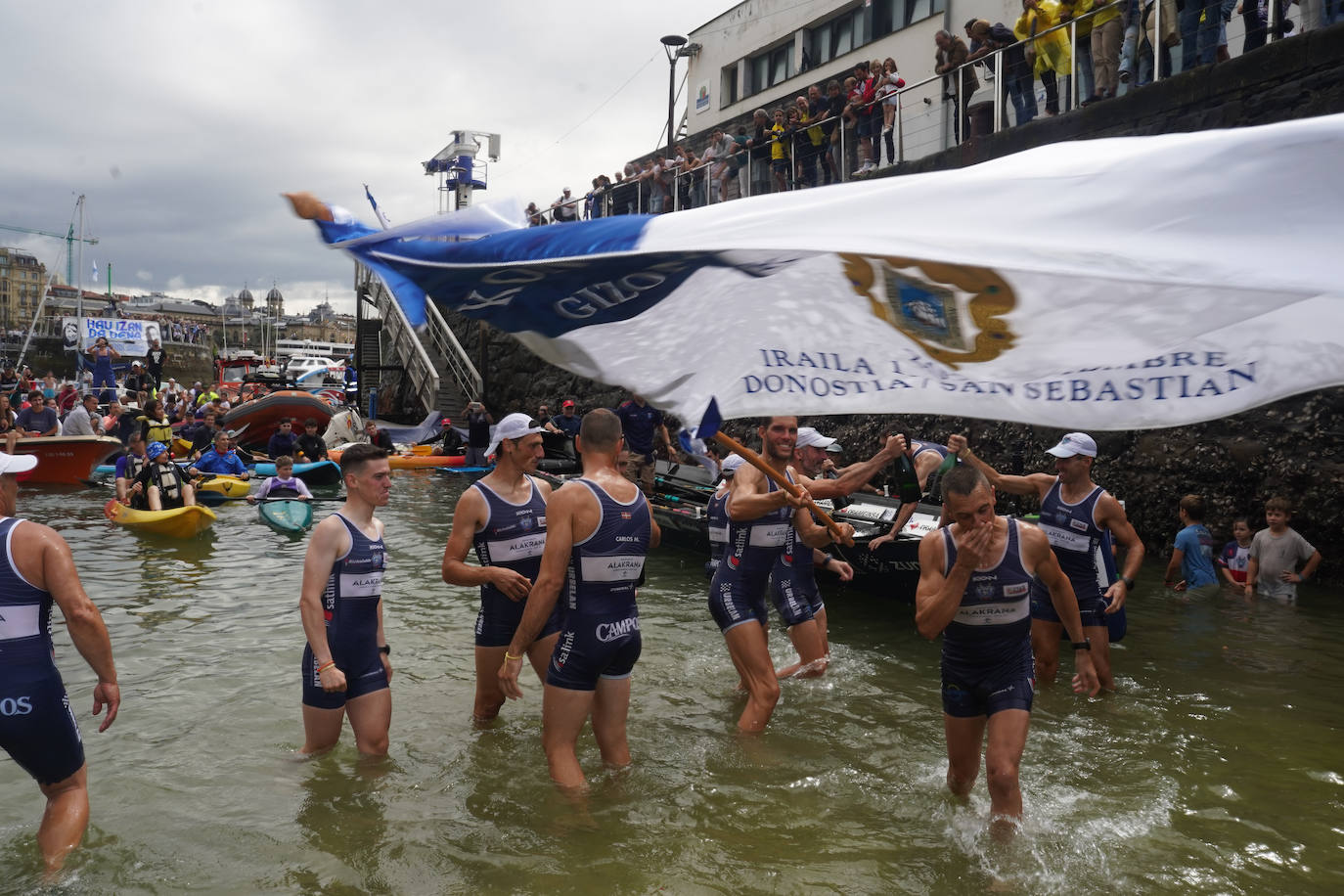 Exhibición de Urdaibai que se lleva la Bandera de La Concha