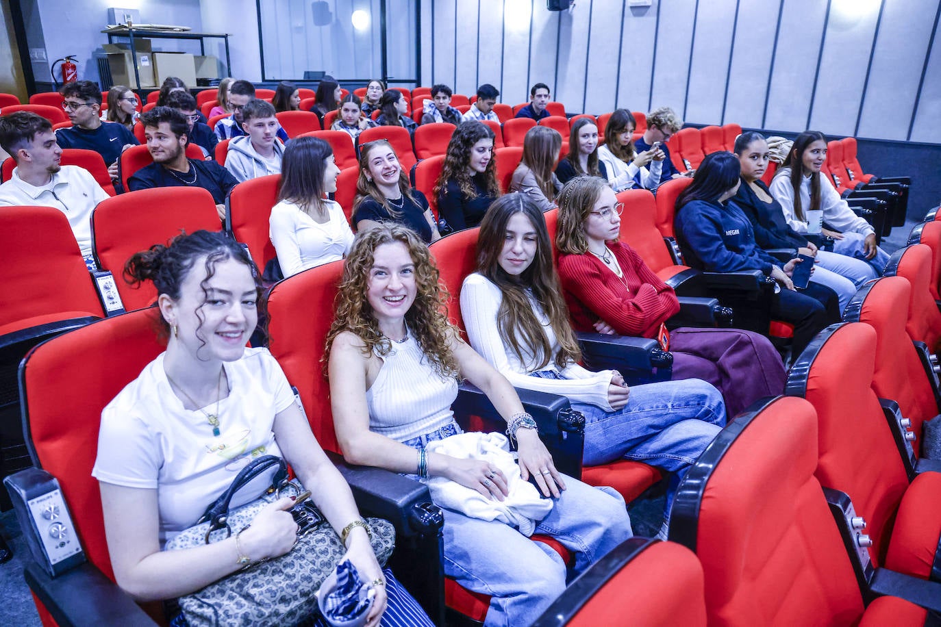 Así ha sido el recibimiento de los universitarios extranjeros en Vitoria