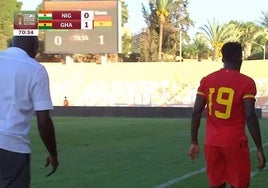 Los jugadores de Ghana no lucieron nombre.