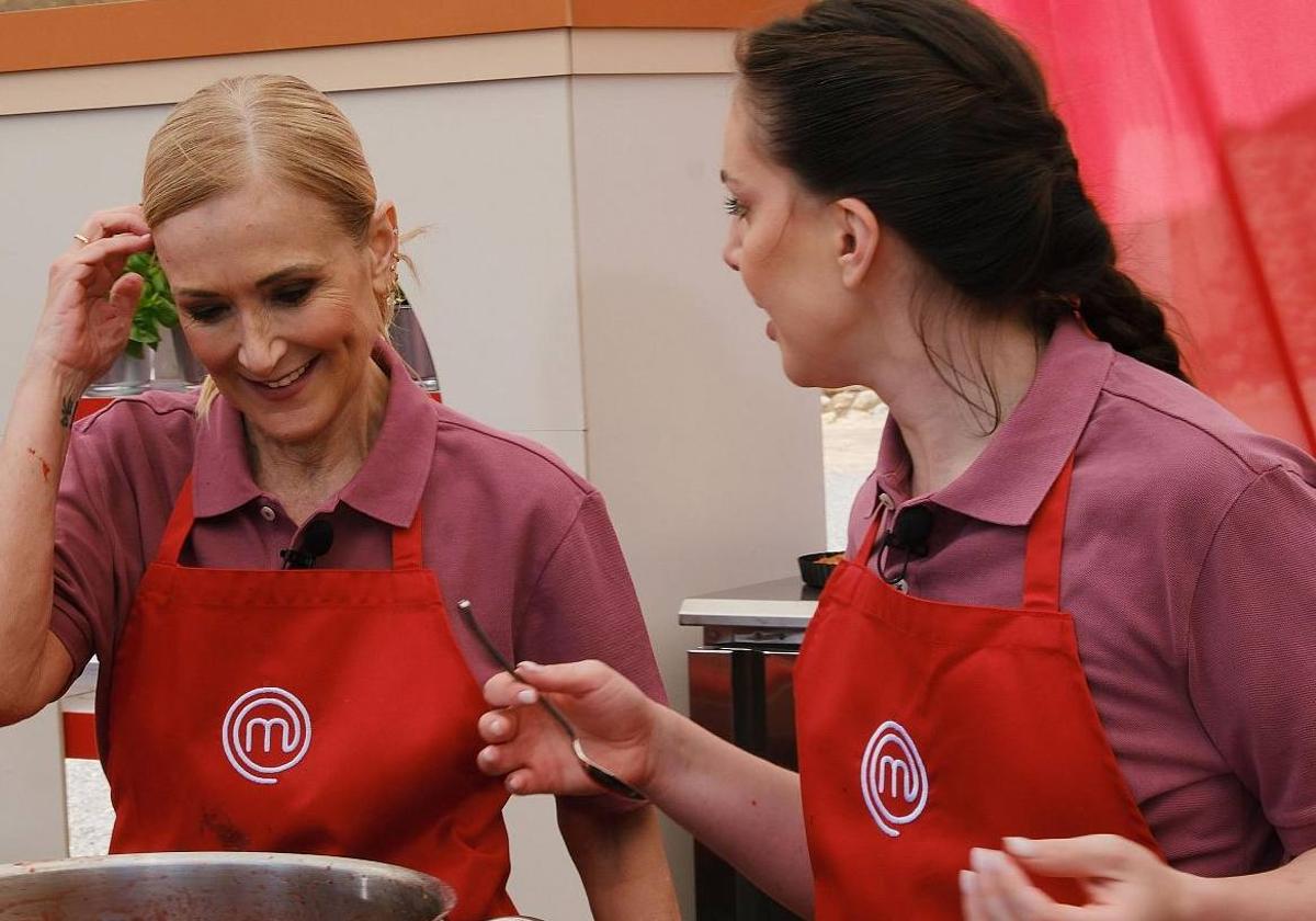 'Masterchef Celebrity' se convierte en un circo, primer lío con los jueces e inesperado buen rollo entre Cifuentes y Hernand