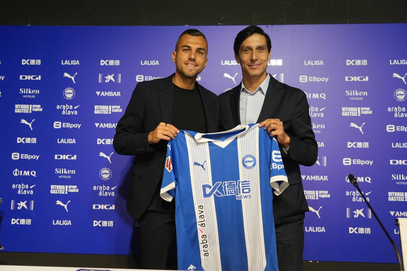 Jordán y Sergio Fernández, durante su presentación.