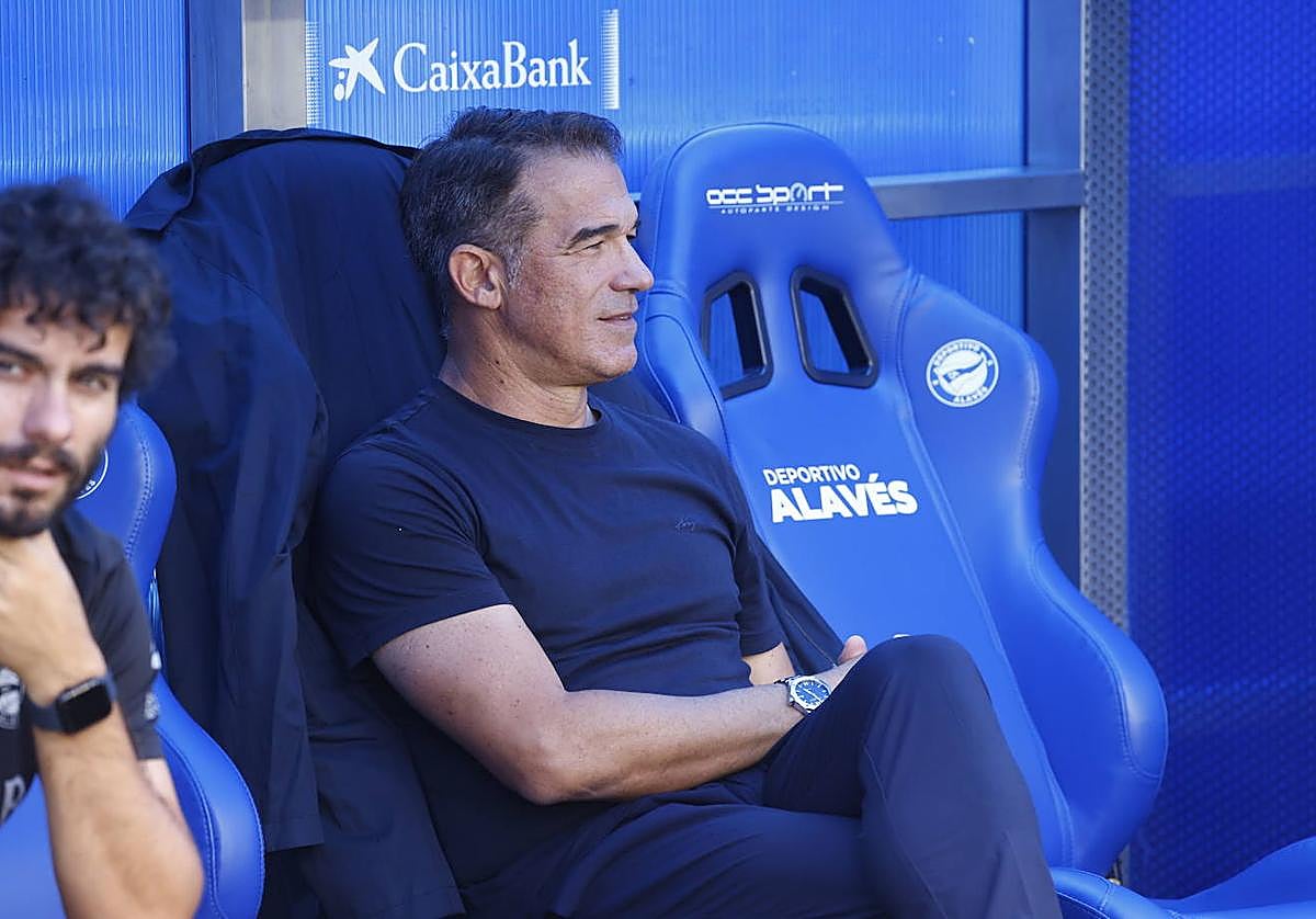 Luis García pide «tranquilidad» con el Alavés, «que nos estamos viniendo un poco arriba»